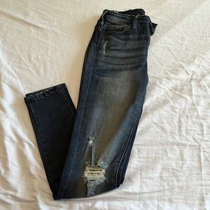 Kancan slight distressed jeans